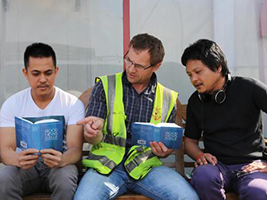 Bibles to sustain seafarers' faith
