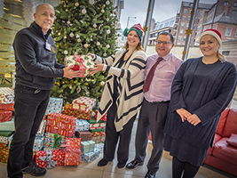 North P&I Club donates shoeboxes for seafarers