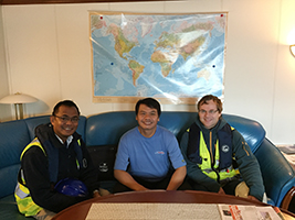 AoS offers friendship to seafarer in need