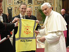 Pope Benedict gets his official AoS Hi-Vis